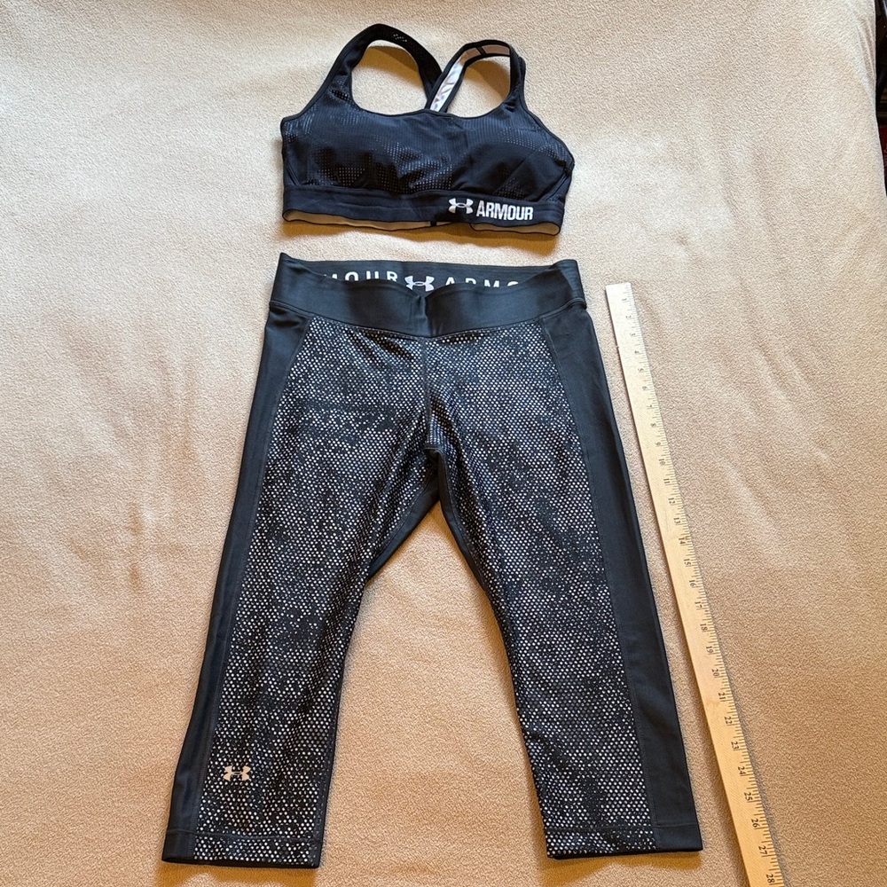 Under Armour Black Capri Leggings / Bra with  Dot Detail